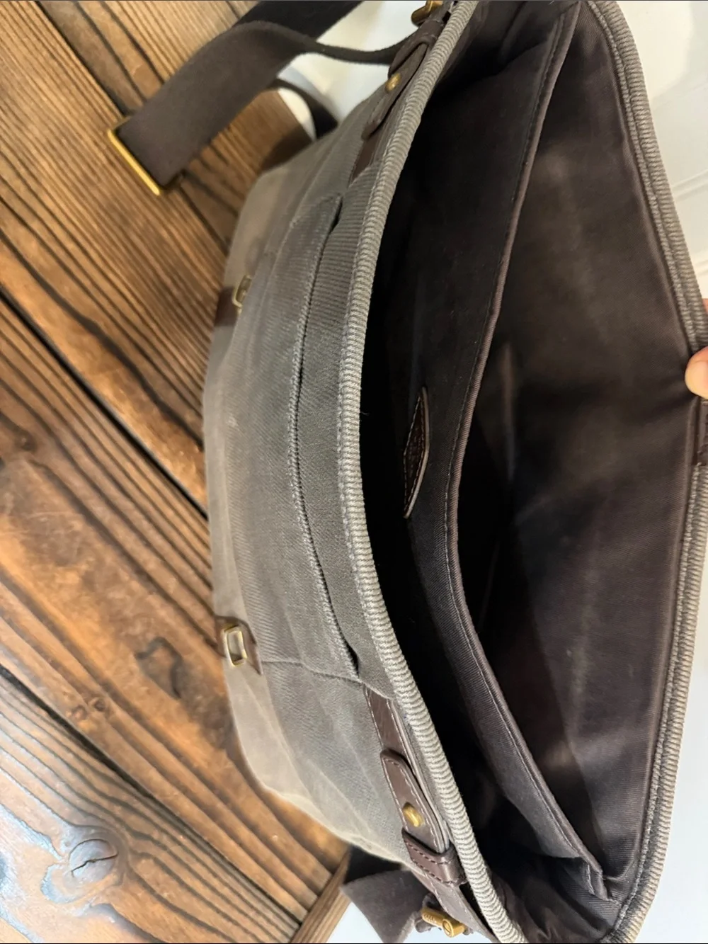 Vintage Fossil Estate City Canvas/ Leather messenger bag